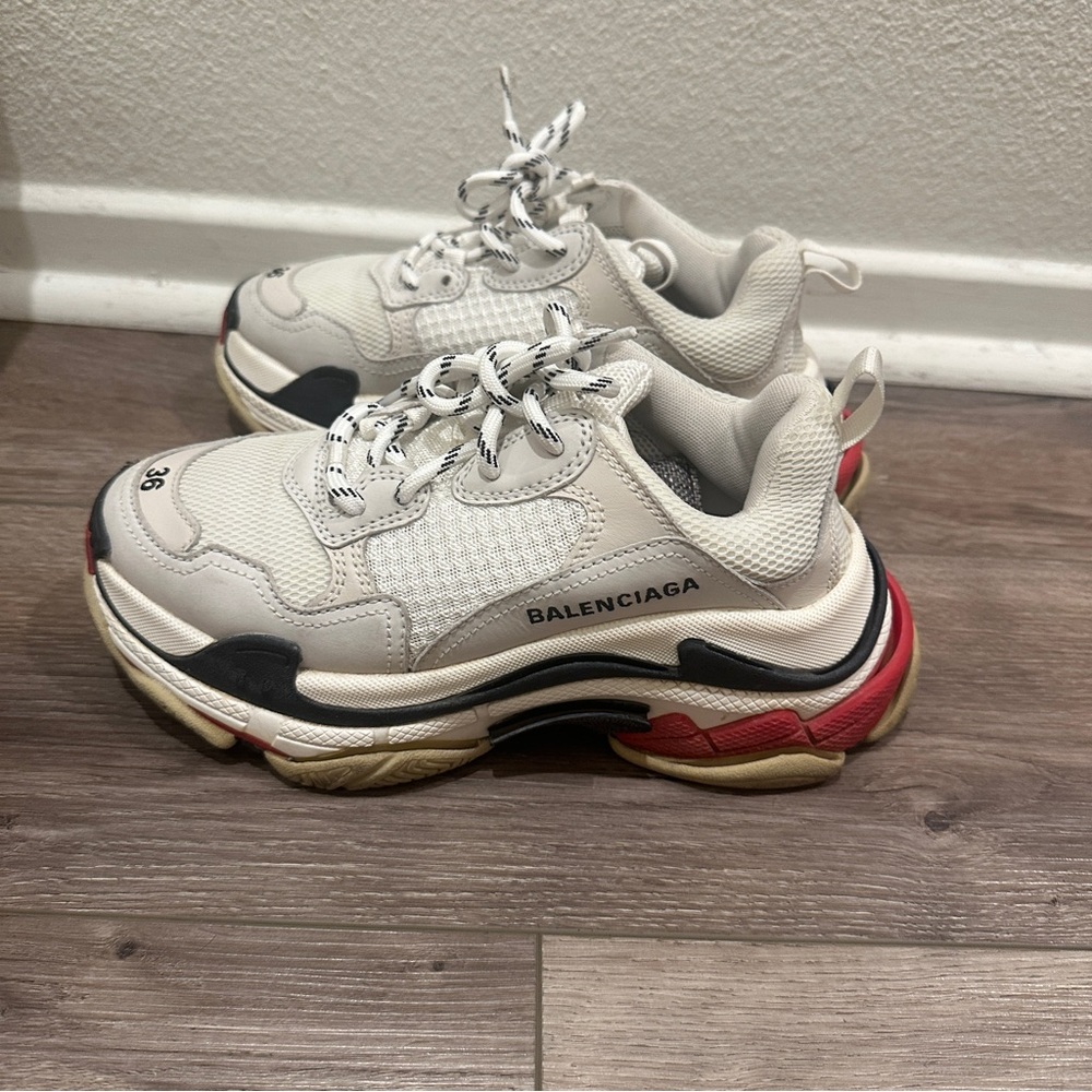 Balenciaga Women Triple S Trainers – White/Black/Red